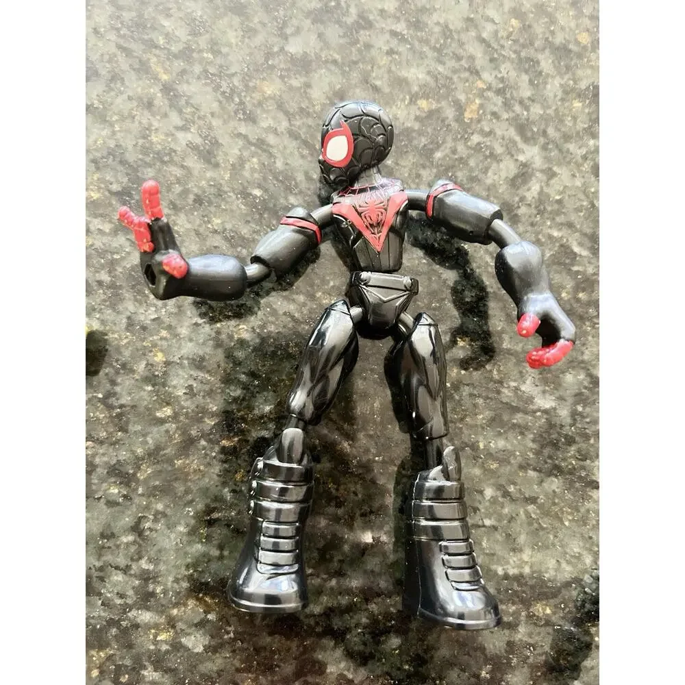 Set Of 3 “Bend And Flex” Marvel Spiderman‎ 6” Action Figures With Shields Loki